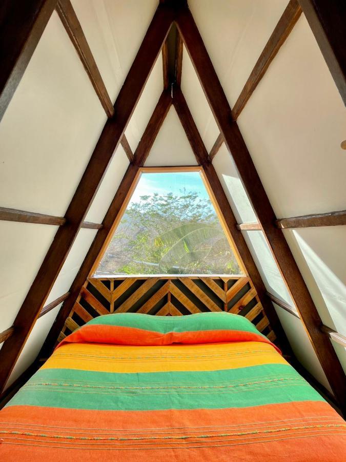 Hotel Glamping Tepeyollotl à Troncones Extérieur photo